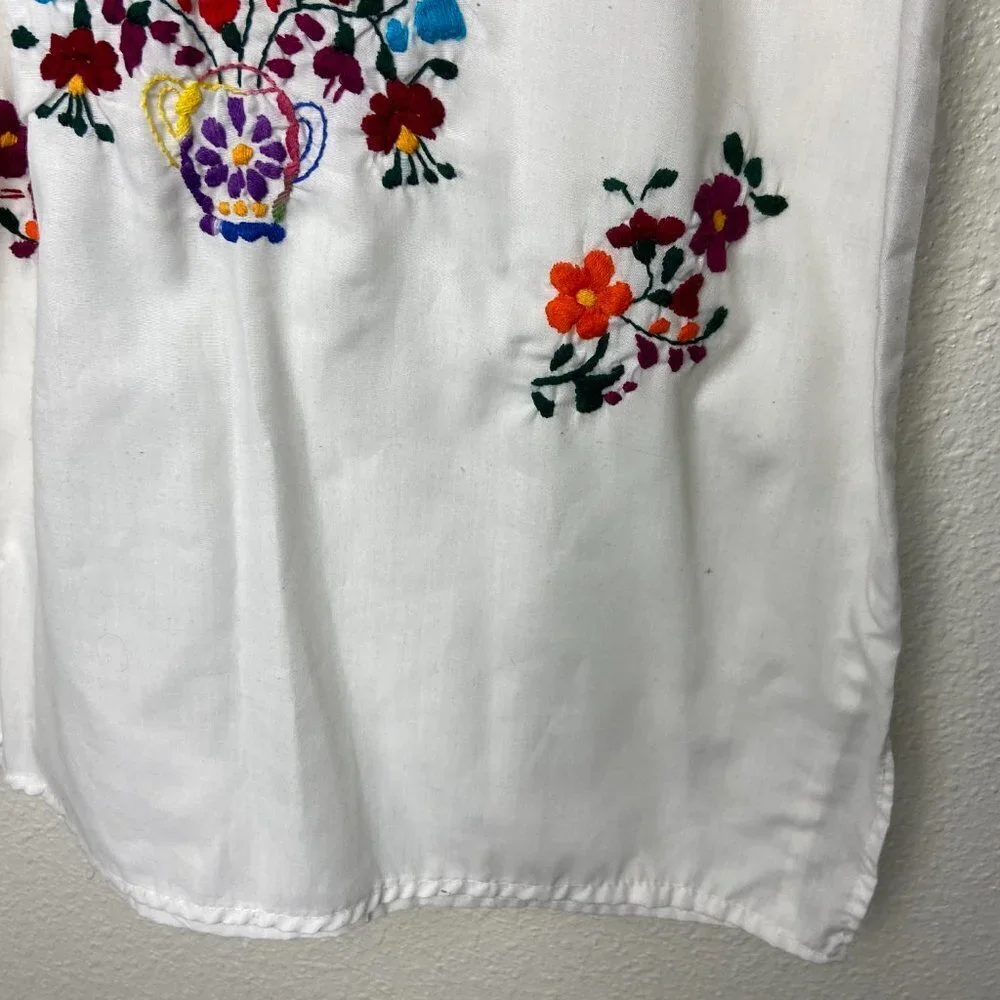Vintage handmade embroidered child’s long dress nightgown 5-6Y